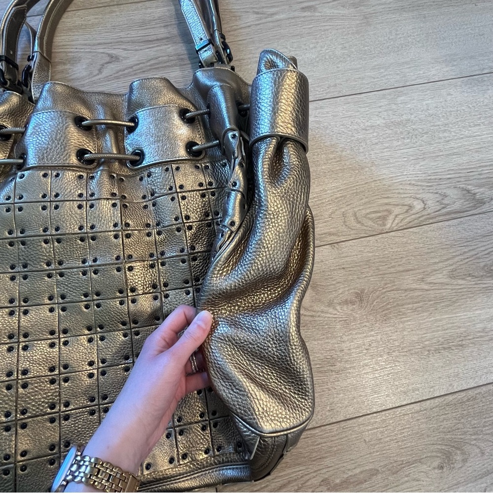 Burberry Prorsum Large Calfskin Gold Studded Warrior Bag Leather Metallic - Picture 7 of 16